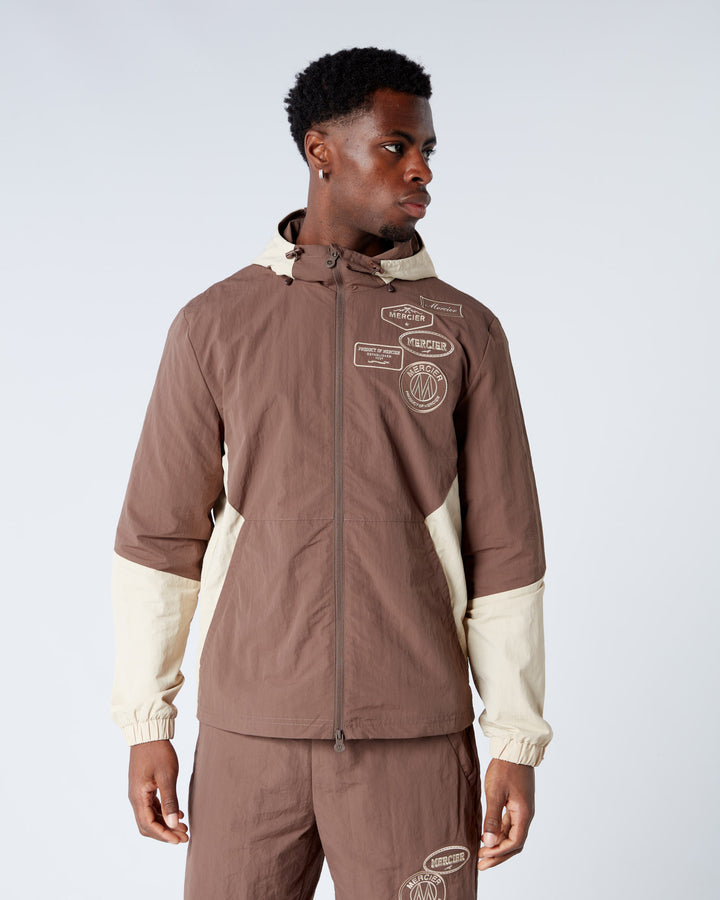 Angle Badge Windbreaker Brown
