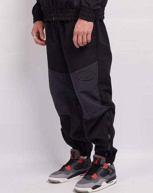 Cargos Panelled Utility Dubh Liath